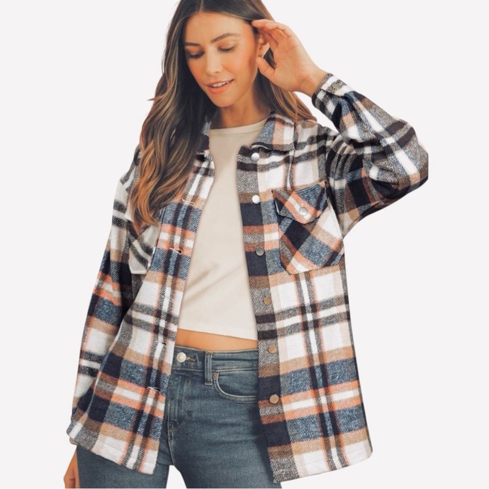 Oversized Flannel Shirt Jacket Shacket Plaid Flannel Button up Small
